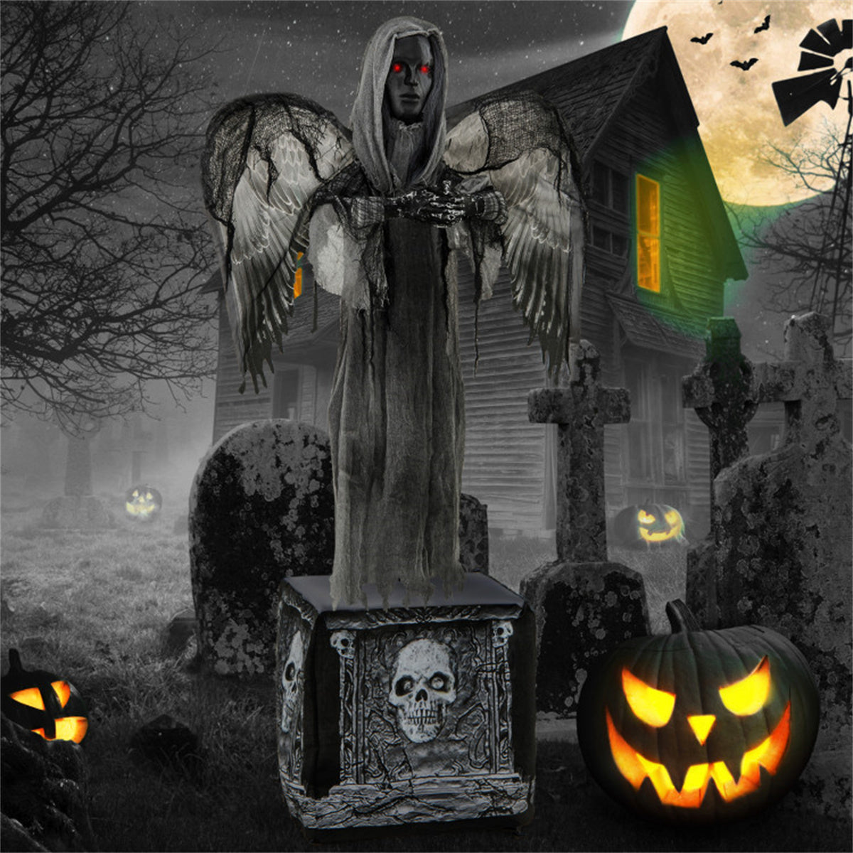 US Local 5.5-foot Halloween decorations with wing flutter