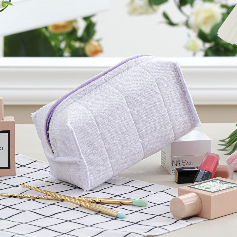 US Local 4pcs Cute Fluffy Cosmetic Bag Female Large Capacity Senior Sense Portable Autumn And Winter Plush Storage Bag