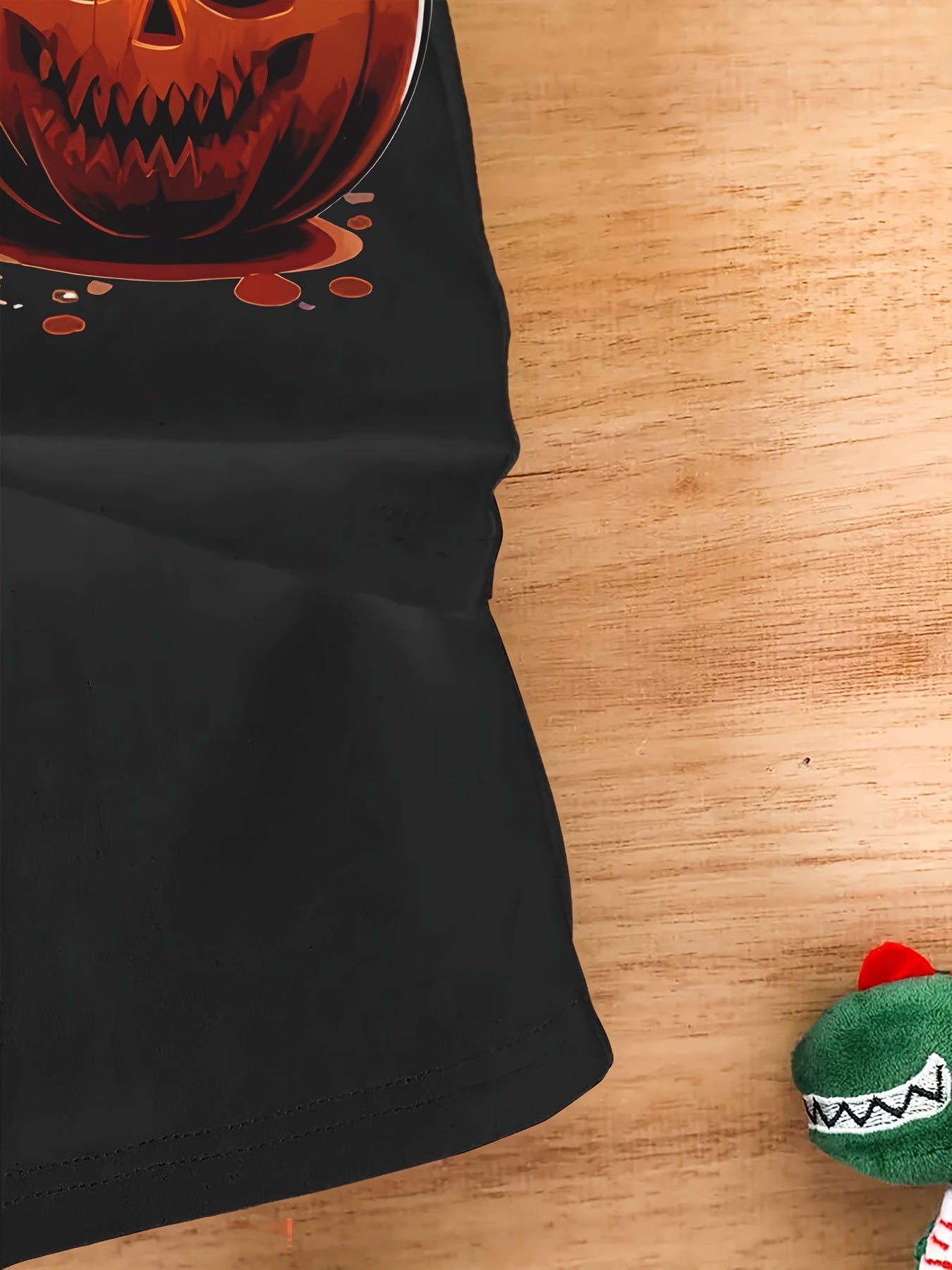 Men's Casual Polyester Round Neck T-shirt With 3D Shark And Halloween Pumpkin Patterns, Fitted Knit Fabric, Slightly Elastic