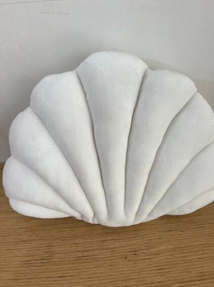 USA Local Simulation Shell Pillow Cushion Doll Nap Pillow