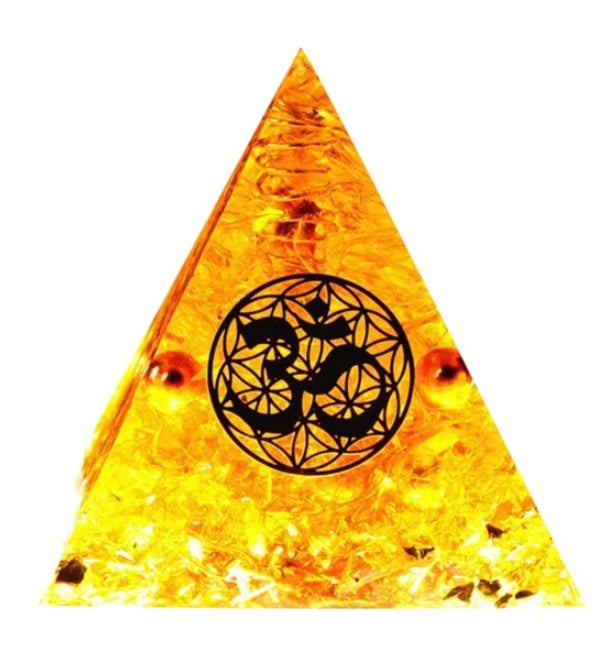 USA Local Pyramid Decoration Natural Crystal Gravel Energy Tower