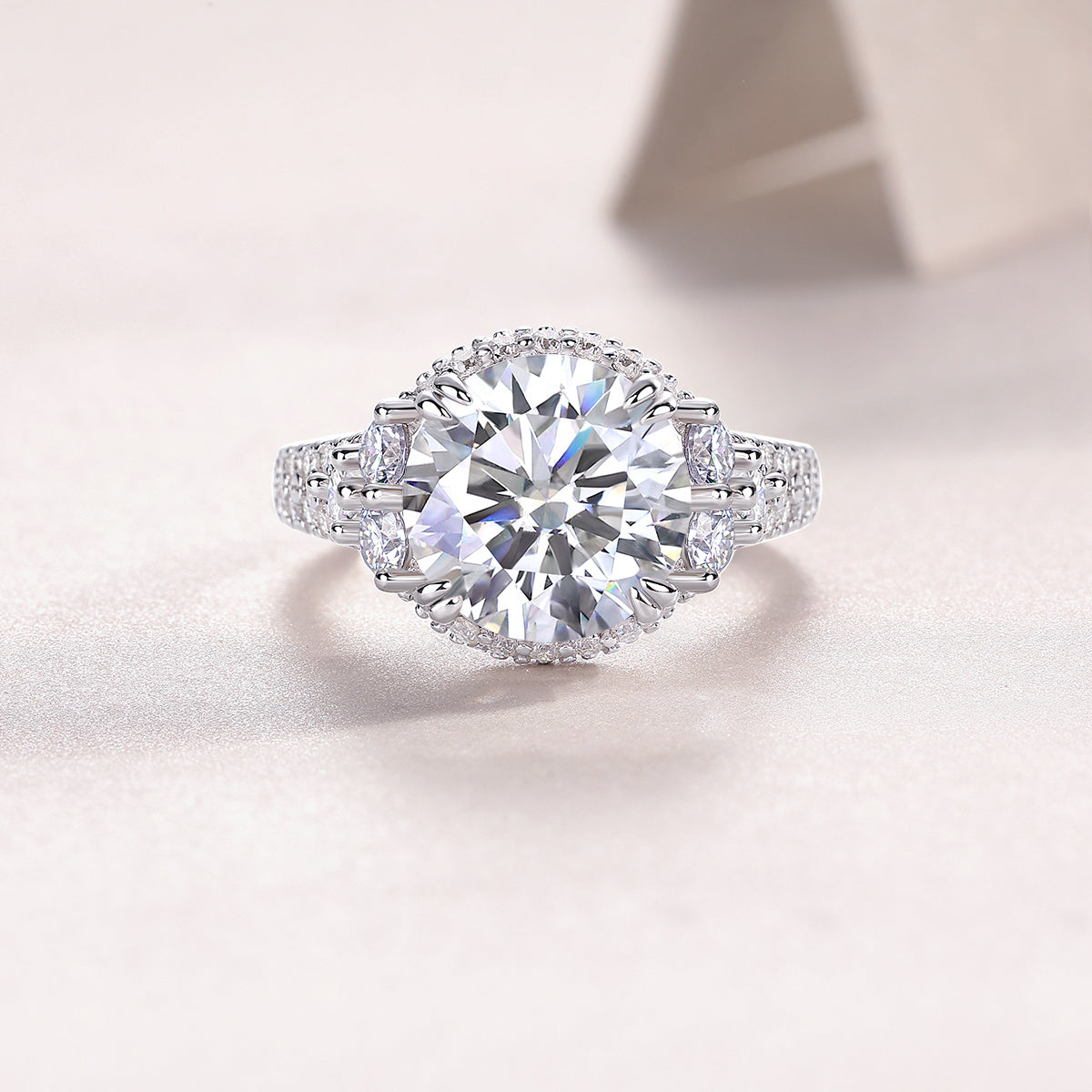 US Local Dance With Youth - A Fashionable And Luxurious Jewelry Accessory Set With 5-carat Moissan Diamond S925 Sterling Silver And Platinum-plated Diamond