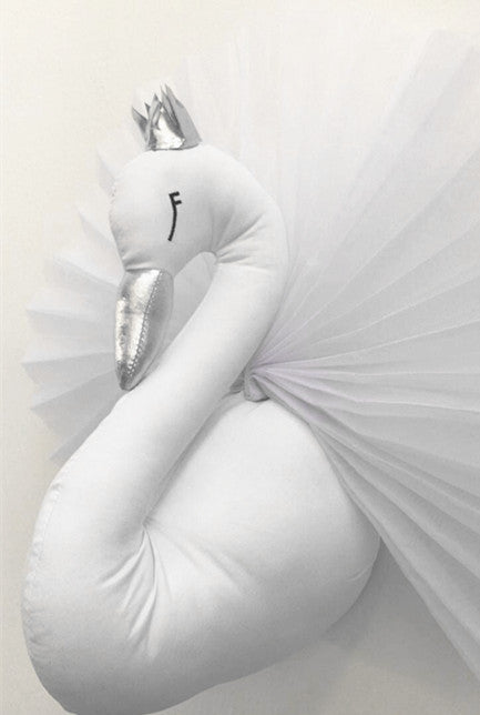 US Local Nordic White Pink Crown Swan Wall Hanging Wall Decoration