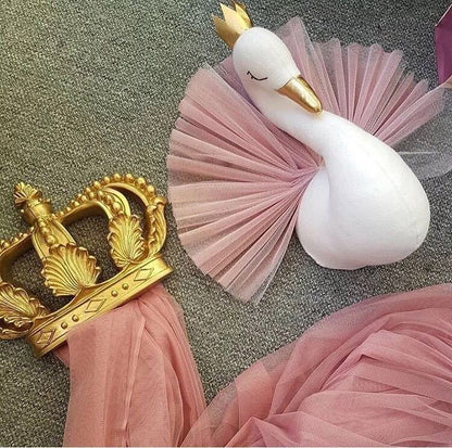 US Local Nordic White Pink Crown Swan Wall Hanging Wall Decoration
