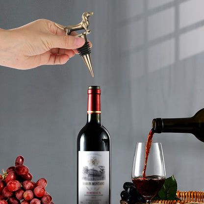 US Local A Dachshund-shaped Red Wine Stopper, A Household Wine Champagne Stopper, An Interesting Dachshund Dog Wine Stopper, Suitable For Men And Women's Birthday Gifts, Halloween, Christmas, Father's Day, Mot