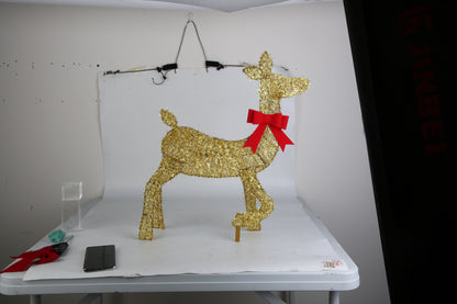 US Local 3 Pcs In 1 Set 2D Lighted Christmas Deer Family Set Indoor Outdoor Light Up Reindeer Decorations Lighted Buck Doe Fawn Display With 8 Lighting Modes