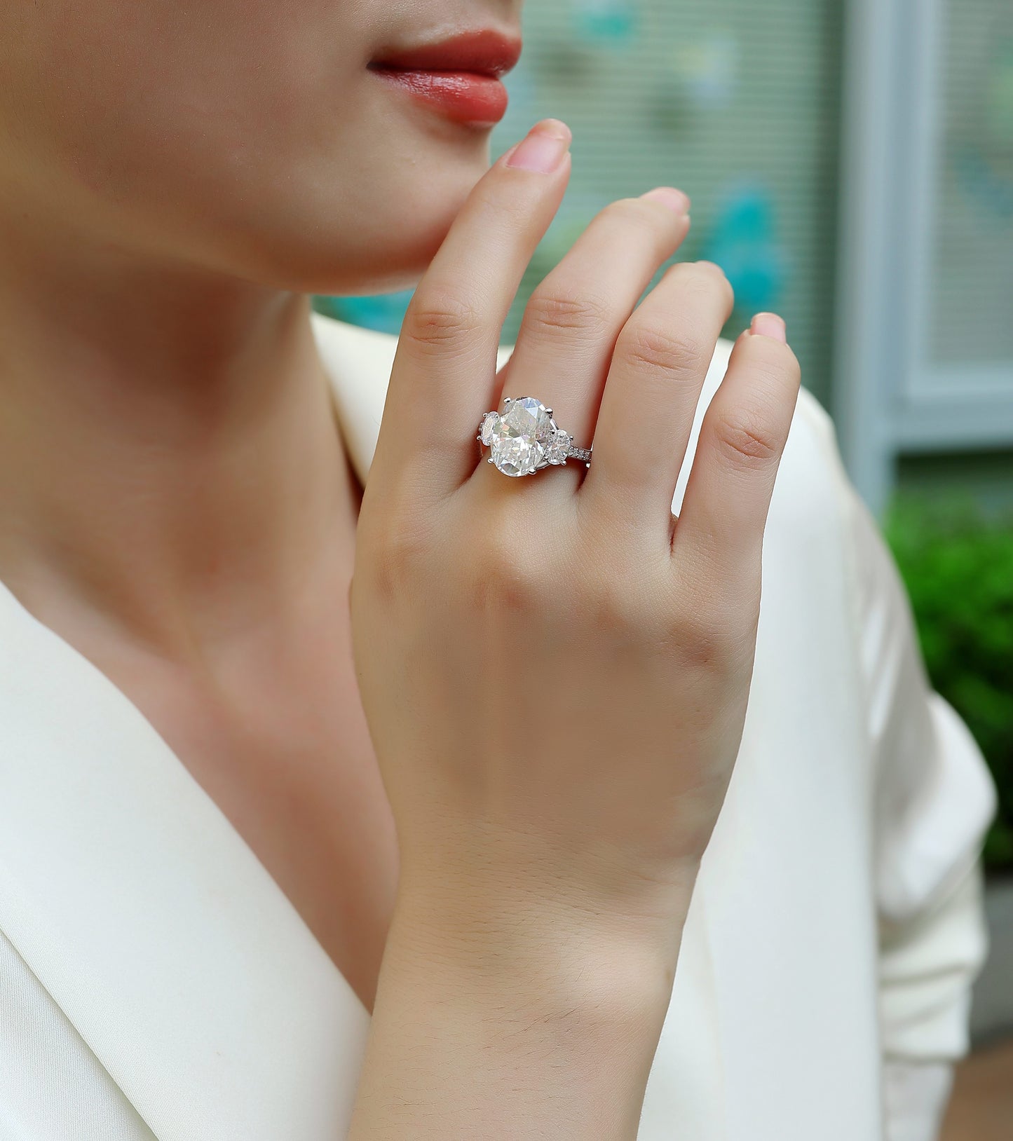 US Local Crown Of Radiance - A Fashionable And Luxurious Jewelry Accessory Set With Moissanite S925 Sterling Silver And Platinum-plated Diamond