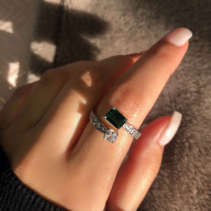 Korean-style Diamond Jewelry Ring Exquisite