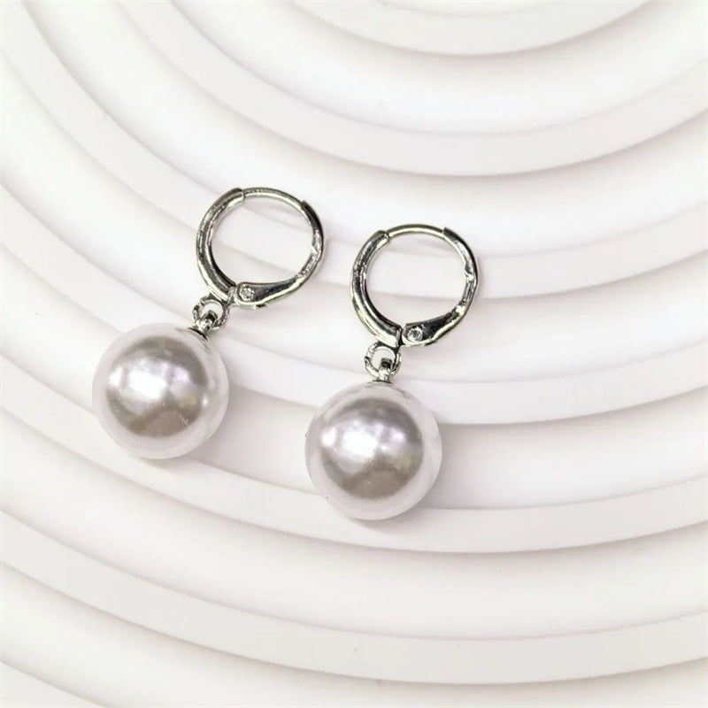 Niche Design Advanced Round Face Temperament Ear Clip