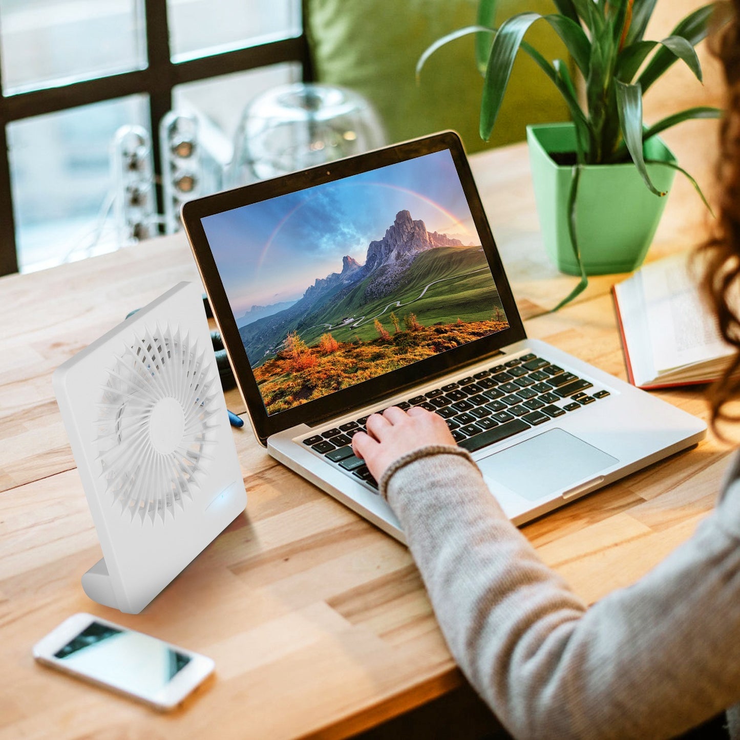 US Local Portable Desk Fan USB Rechargeable Table Cooling Fan Quiet 5 Blades Desktop Fan With 3 Speeds Ajustment For Bedroom Office