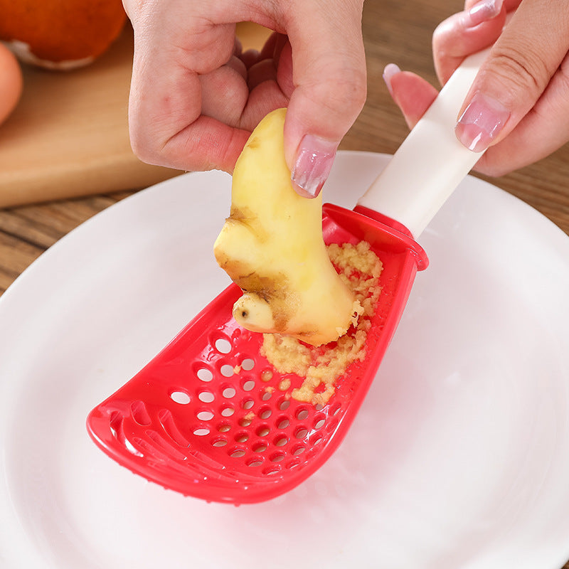 USA Local Multifunctional Slotted Spoon Grinding Cooking Spoon Mashed Auxiliary Food Ginger Garlic Spoon Press Potatoe Stir-frying Spatula Kitchen Gadget