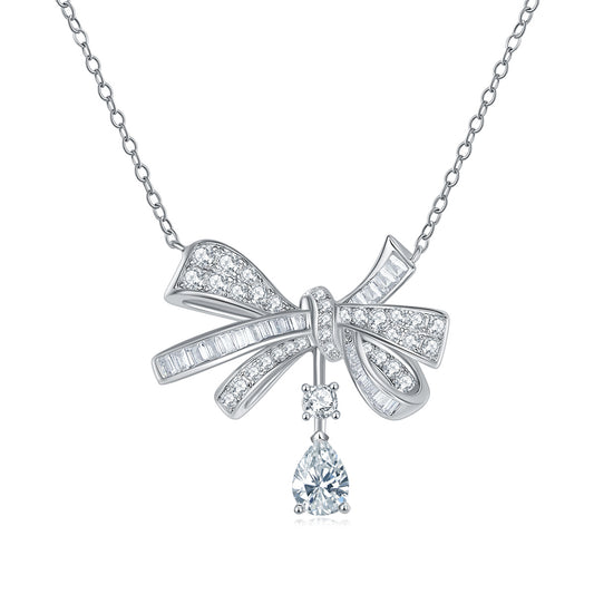 US Local Butterfly - A Fashionable And Luxurious Diamond Jewelry Pendant Set With Moissanite S925 Sterling Silver And Platinum Plating