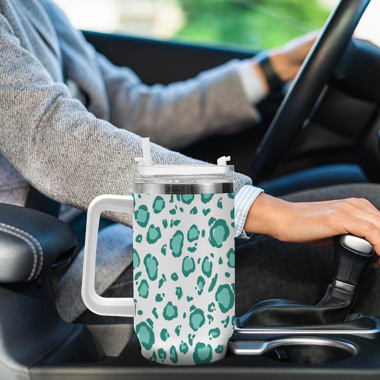 PHDT00382 POD US Local Tumbler 40 oz Large Capacity Car Cup Green Leopard