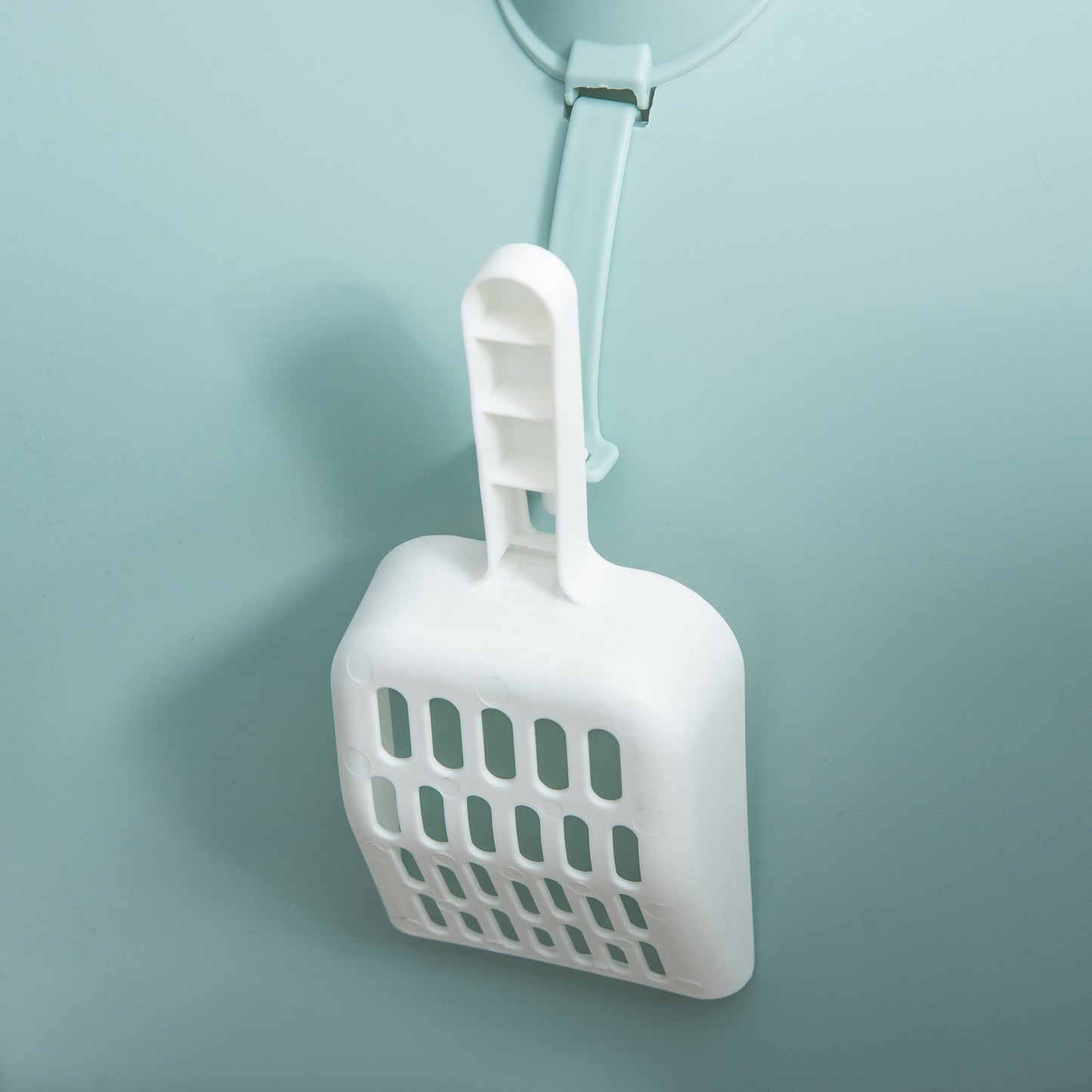 US Local Cat Litter Box With Lid, Indoor Cat With Tray, Spoon, Strainer