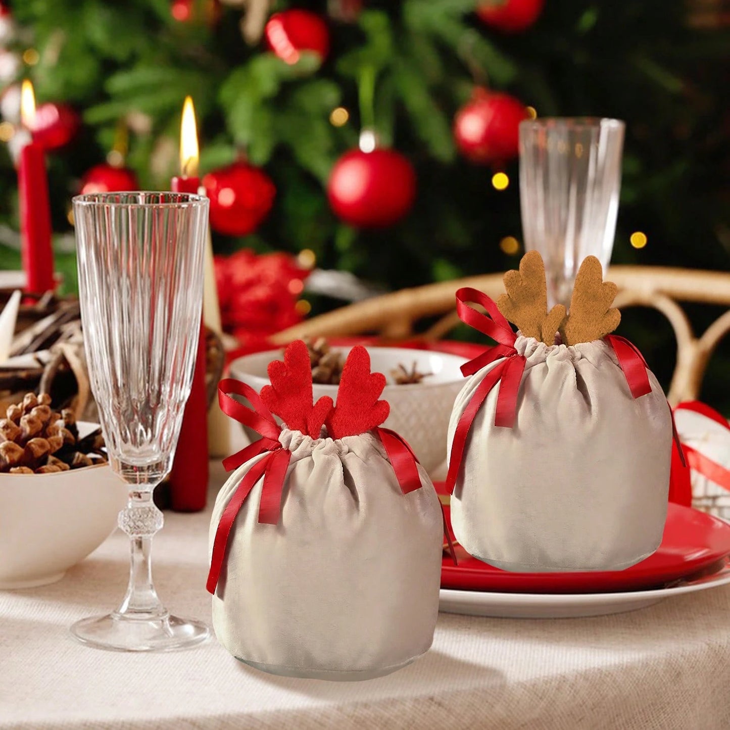 US Local Set Of 5 Christmas Velvet Drawstring Gift Bags With Reindeer Antler Design. Suitable For Organizing Jewelry Or Candy. Santa Gift Bags, Perfect For Holidays, Weddings, And Birthday Party Favors.