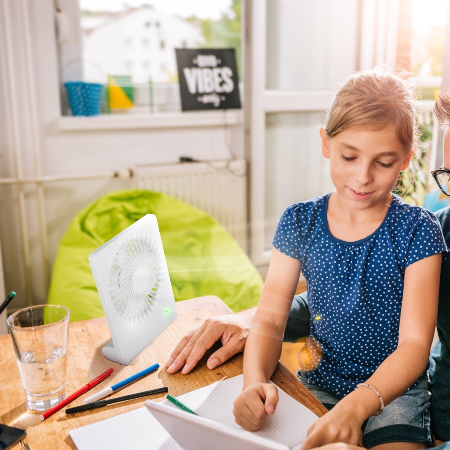 US Local Portable Desk Fan USB Rechargeable Table Cooling Fan Quiet 5 Blades Desktop Fan With 3 Speeds Ajustment For Bedroom Office