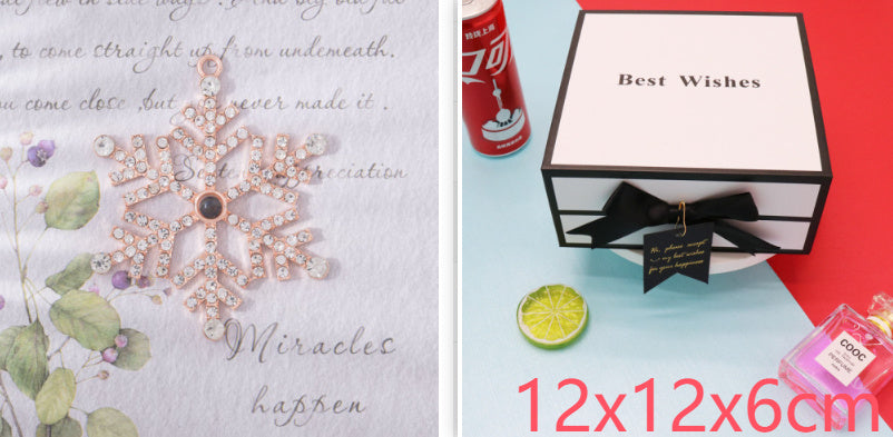 Thanksgiving Christmas Gift Snowflake Projection Necklace