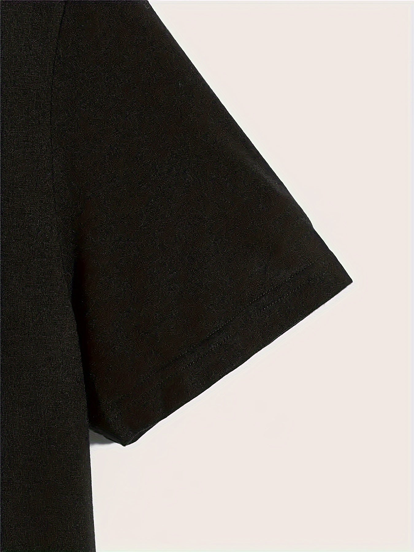 This Is A Men's Casual Round Neck Plus Size T-shirt With The Words BOO SHEET Printed On It, Making It The Perfect Choice For Halloween Gifts