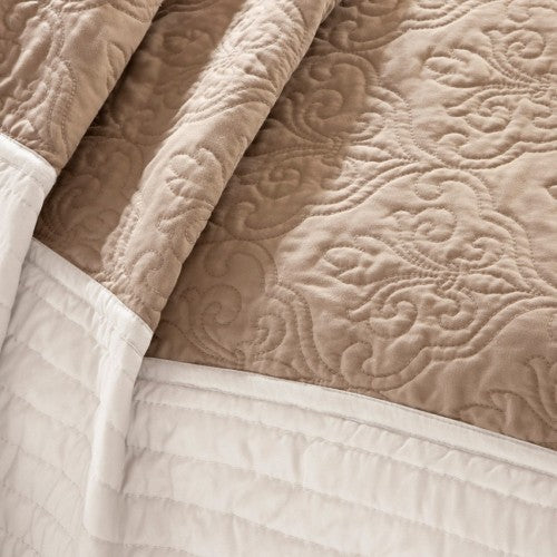 US Local 7 Piece Quilt Set With Euro Shams And Throw Pillows Beige King Cal King
