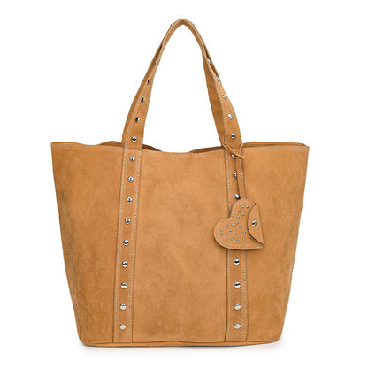 Special-interest Design Rivet Hand-carrying Tote Bag Fashion Commuter Shoulder Underarm Bag