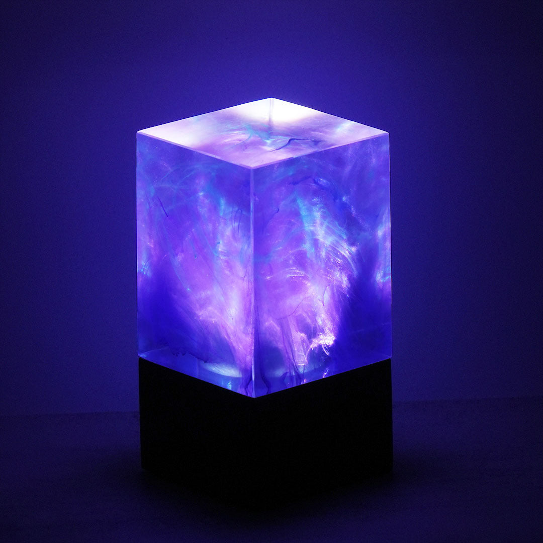 US Local Galaxy Cube - Purple Handcrafted Ambient Lamp