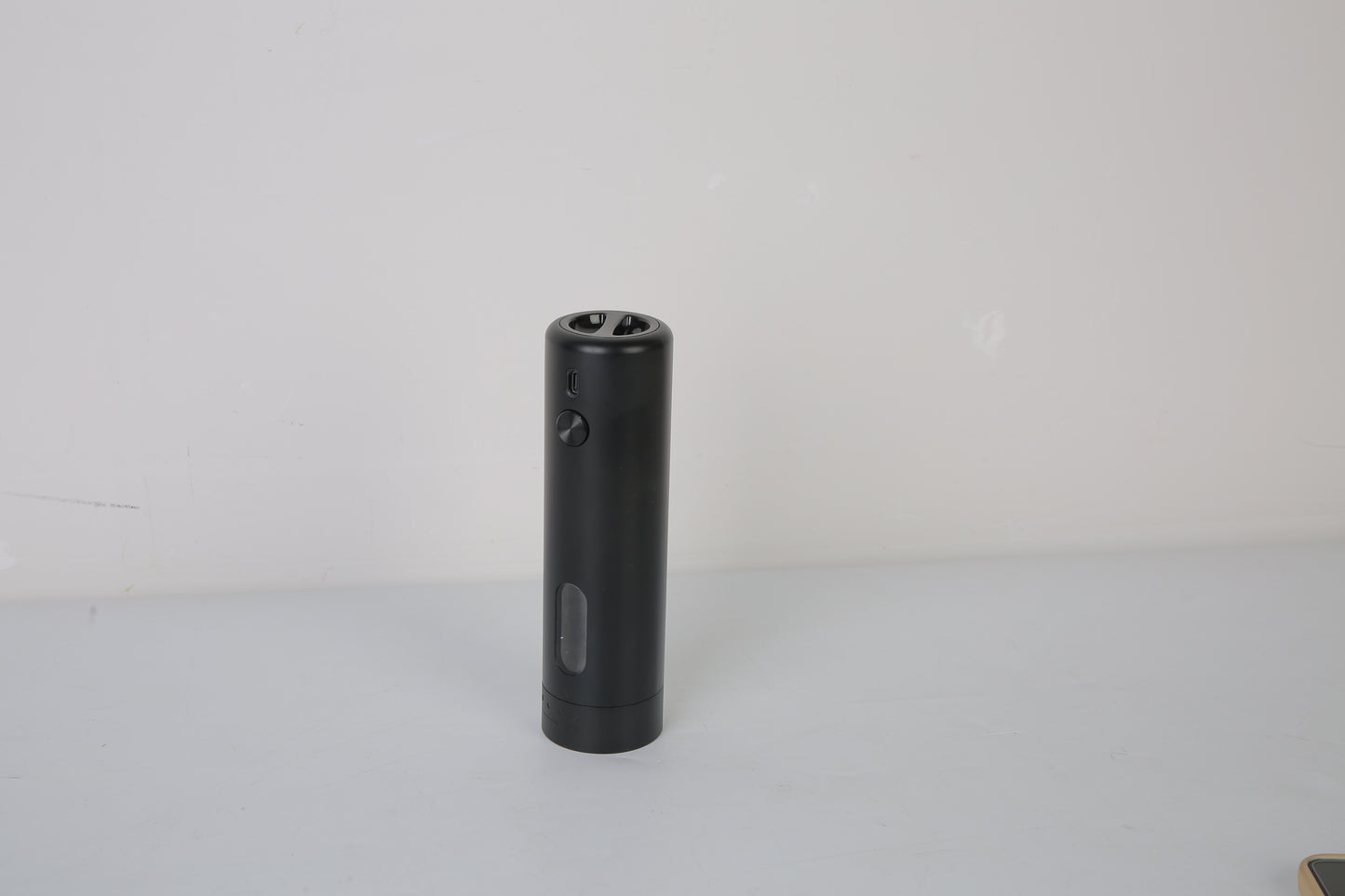 US Local 1Pc  Electric Pepper Grinder USB Rechargeable Pepper Mill Automatic Salt Grinder With 6 Adjustable Coarseness LED Light 110ML Container One Hand Operation For Kitchen Essential