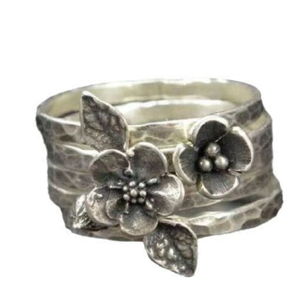 Female Carved Honeycomb Bee Flower Flower Ring
