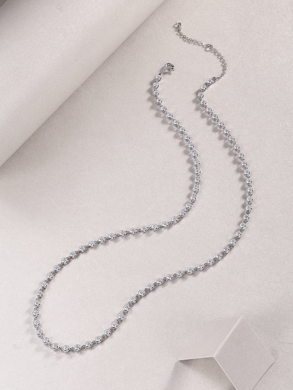 Heart-to-heart - A Fashionable And Luxurious Diamond Jewelry Pendant Set With Moissanite S925 Sterling Silver And Platinum Plating