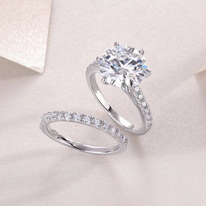 Arrange Large Diamond Rings Luxuriously And Fashionably Set With Moissanite Silver Rings