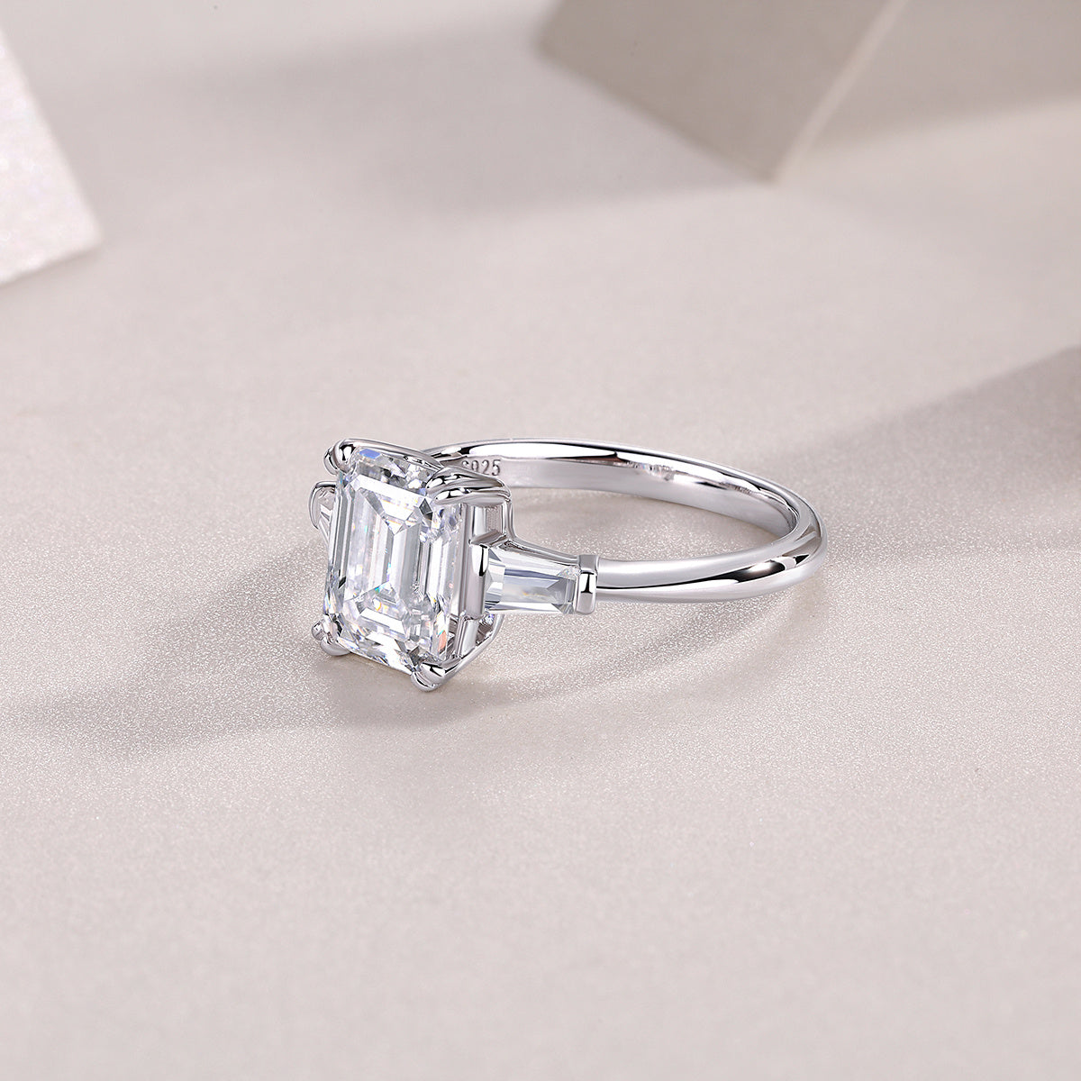 US Local Starry Sky Mirror - A Fashionable Diamond Jewelry Piece Set With Moissanite S925 Sterling Silver And Platinum Diamond Ring