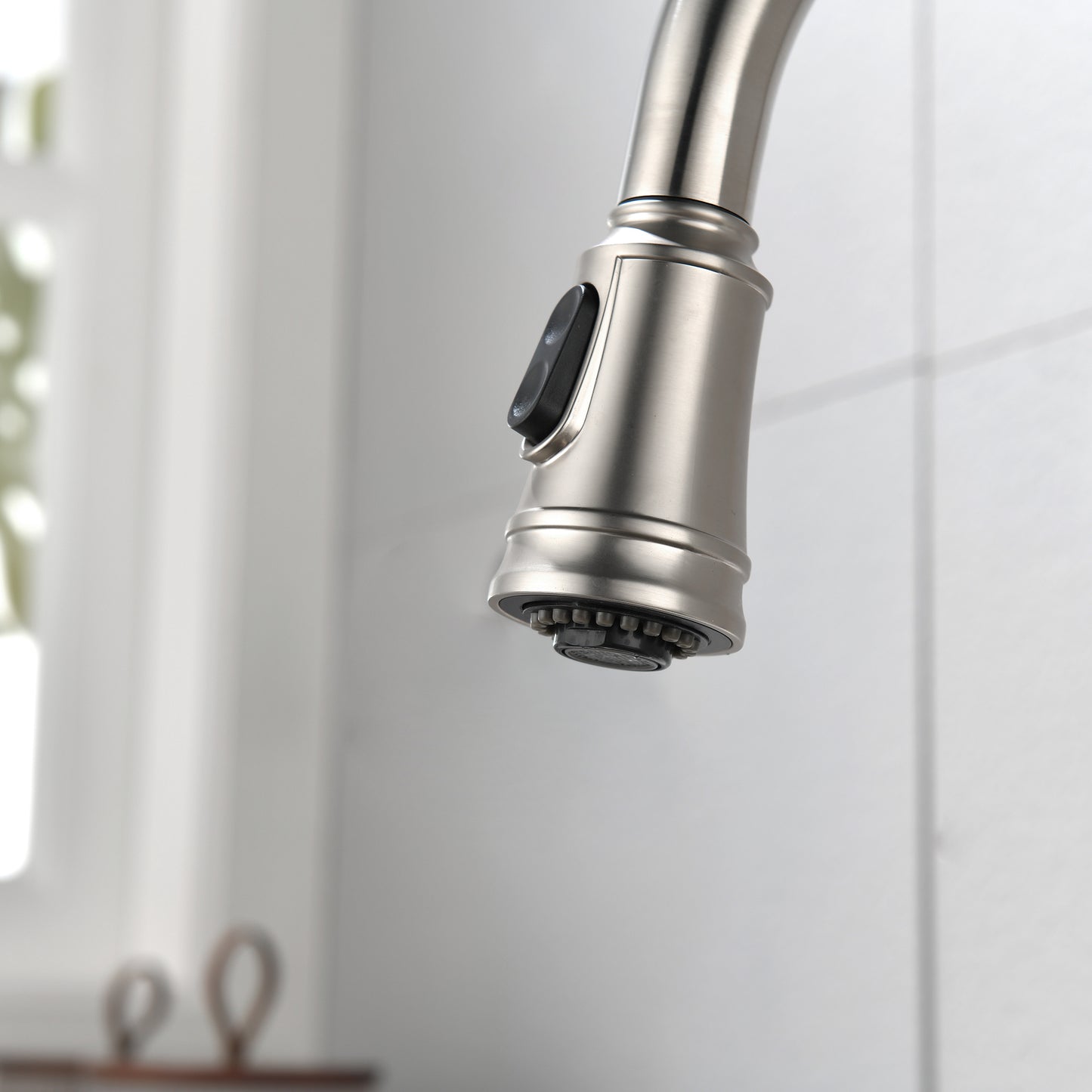 US Local Single Handle High  Pull Out Kitchen Faucet, Single-stage Stainless Steel Kitchen Sink Faucet, With Pull Down Spray