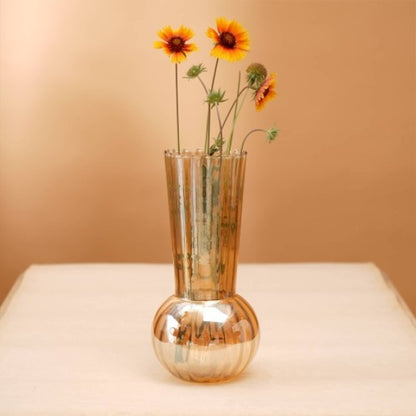 US Local Whimsy Small Vase Elegant Decorative Accent For Home, Office & Events Modern Swirl Design For Floral Arrangements & Centerpieces
