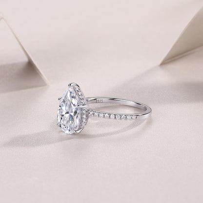Light And Shadow - A Fashionable Diamond Jewelry Piece Set With Moissanite S925 Sterling Silver And Platinum Diamond Ring
