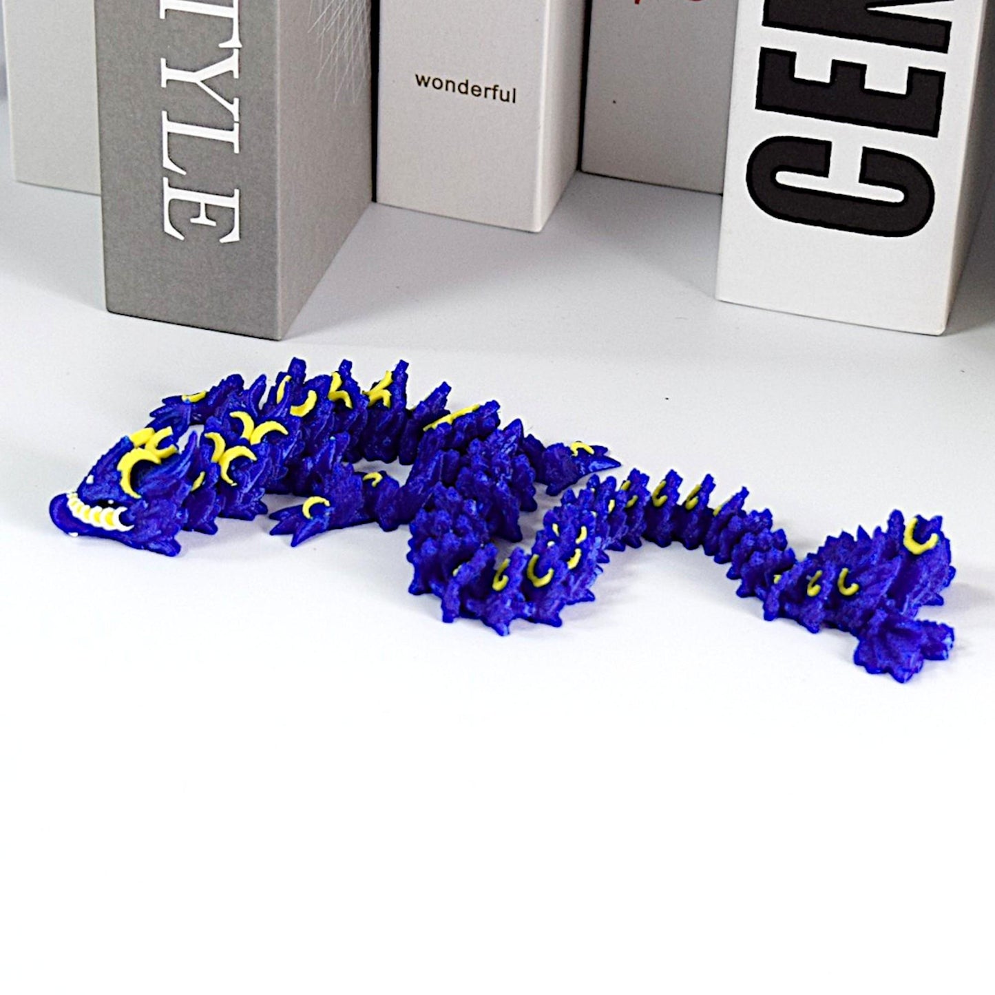 US Local Flying Moon Dragon - Spreading Its Wings With The Moon, Super Eye-catching And High-value, Exquisite And Small Creative Decorative Gift