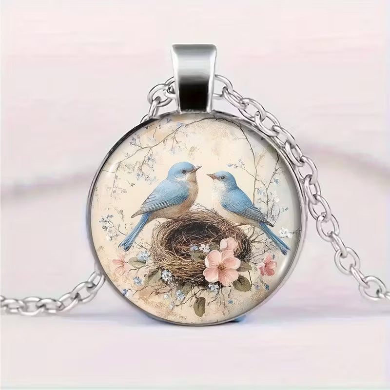 Retro Creative Hummingbird And Flower Flower Pattern Round Necklace
