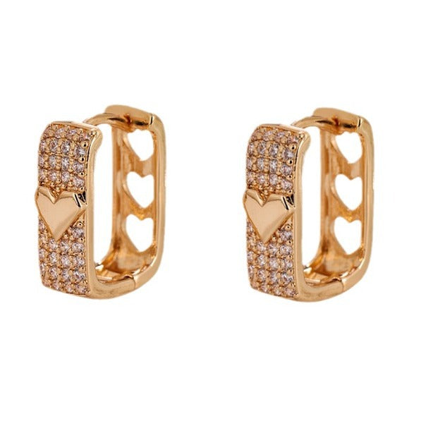 Women's Fashion Hollowed-out Love Ear Clip