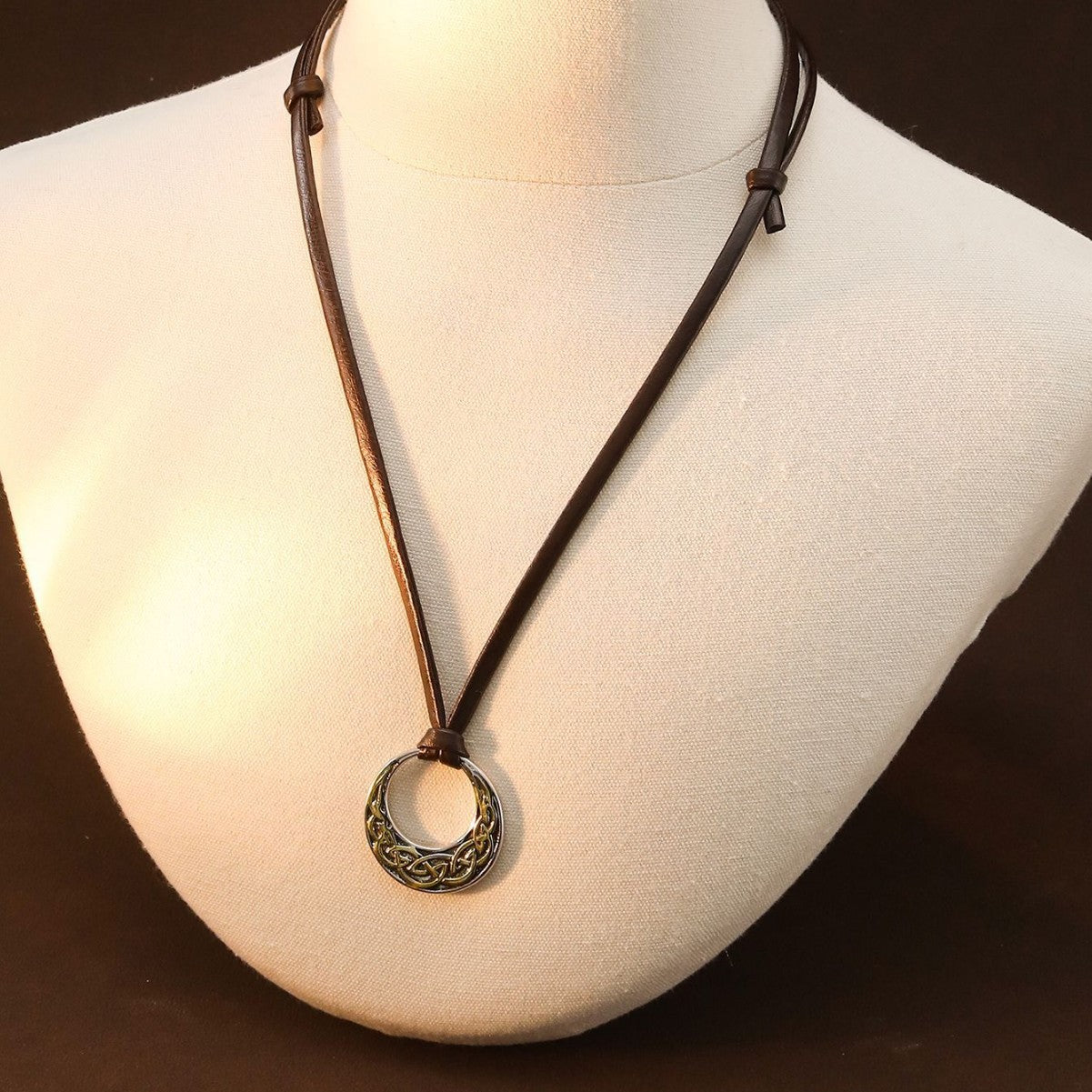 Nordic Ethnic Sweater Chain Trendy Cool Round Necklace