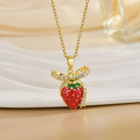 Strawberry Necklace Women's Red Wild High Sense Ornament