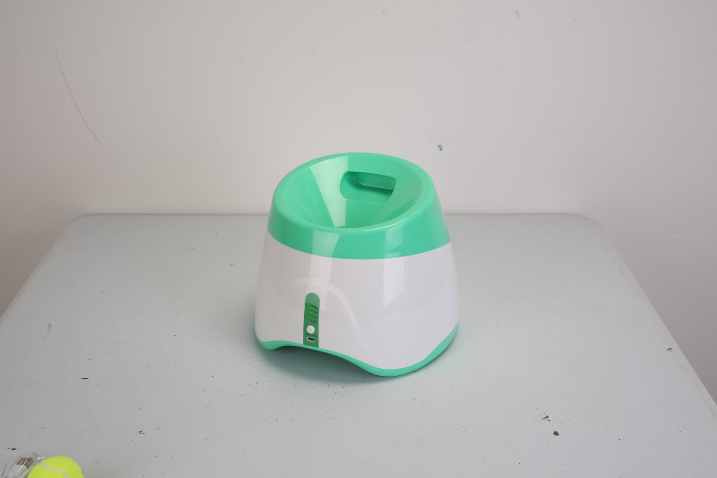 US Local 1Pc Automatic Dog Ball Launcher Included 6 Tennis Balls Dog With 3 Adjustable Launch Distance Interactive Ball Thrower Fetch Machine For Small Medium Dogs