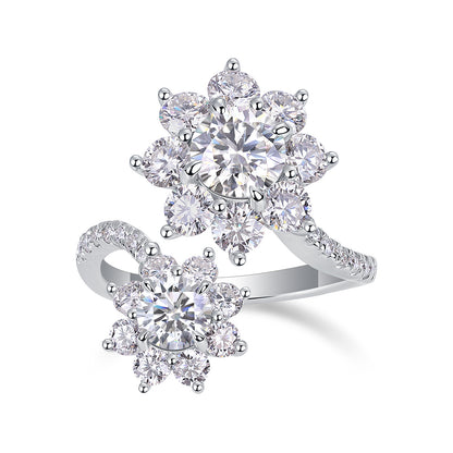 Petal Morning Dew - A Fashionable Diamond Jewelry Piece Set With 1-carat Moissanite S925 Sterling Silver And Platinum Diamond Ring