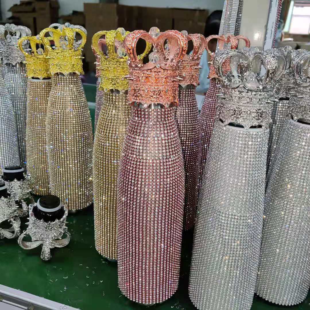 Trendy Good-looking Diamond Inlaid Crown Cup