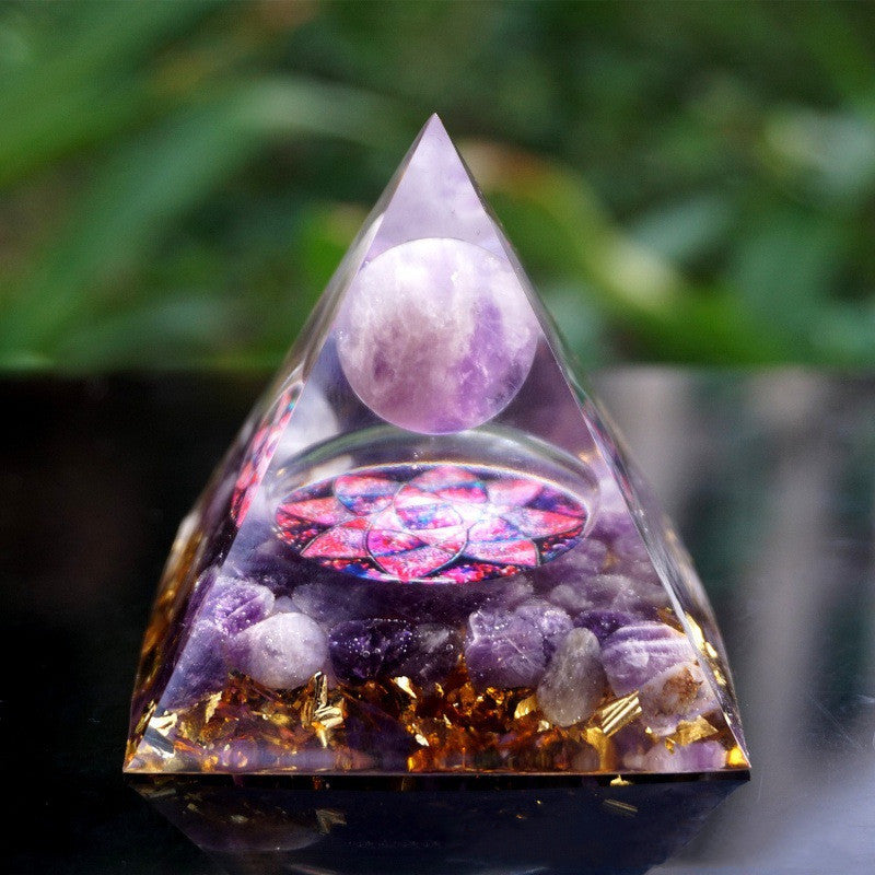 USA Local Pyramid Decoration Natural Crystal Gravel Energy Tower