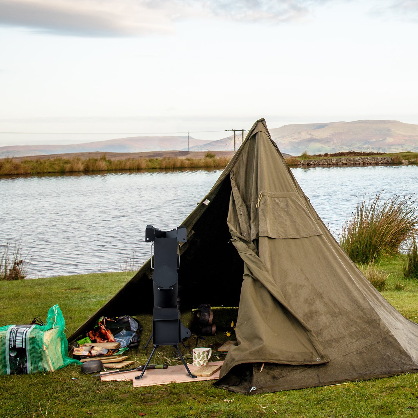 US Local Black Wrought Iron Panels, Camping Stove