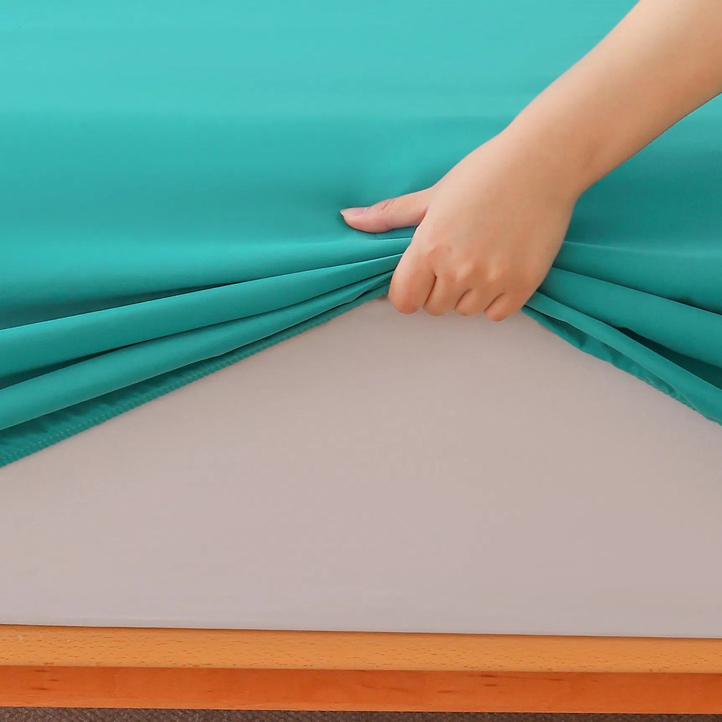 US Local Four-piece Bed Set, Q