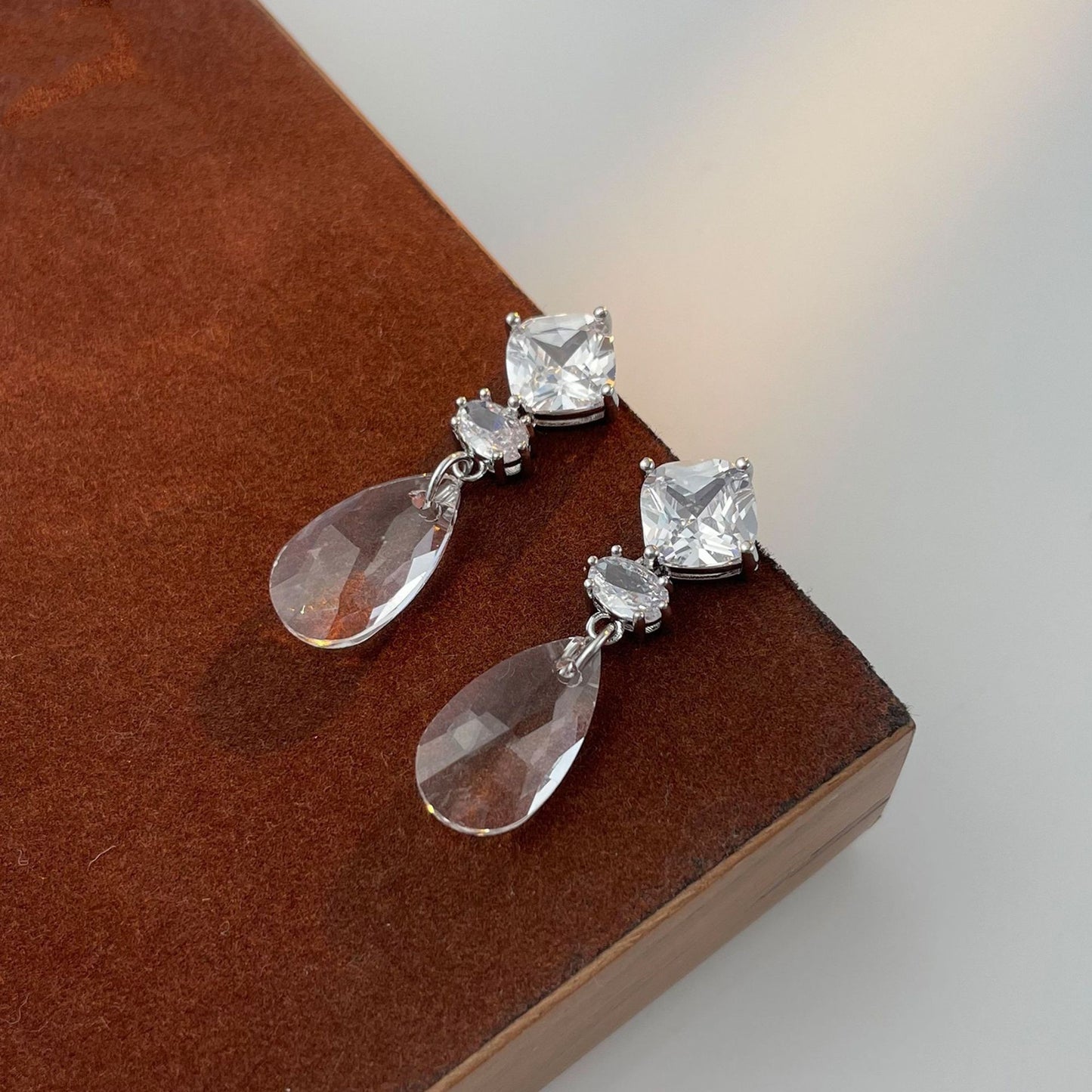 Trendy Water Drop-shaped Earrings Fashion Advanced