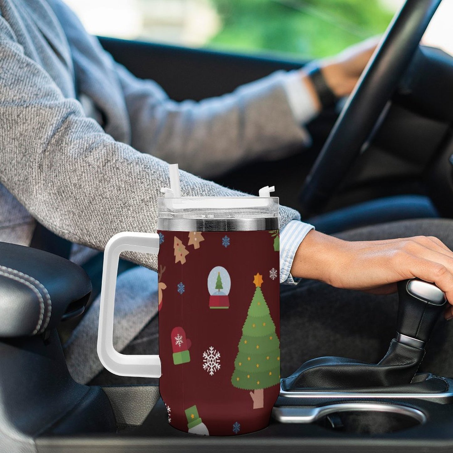 PHDT00126 POD US Local Tumbler 40 oz Large Capacity Car Cup Christmas Tree Santa Snow Red