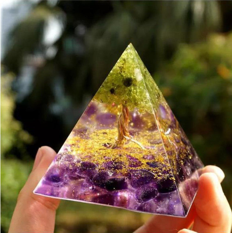 USA Local Pyramid Decoration Natural Crystal Gravel Energy Tower