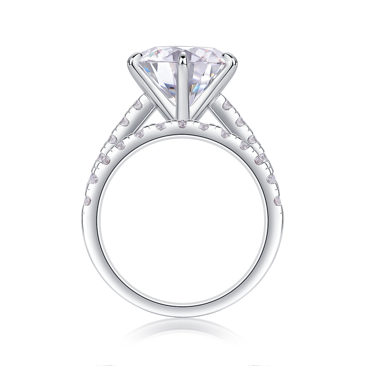 Arrange Large Diamond Rings Luxuriously And Fashionably Set With Moissanite Silver Rings