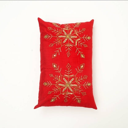 US Local Soft And Fashionable Polyester Wooden Pillow With Bead Decoration