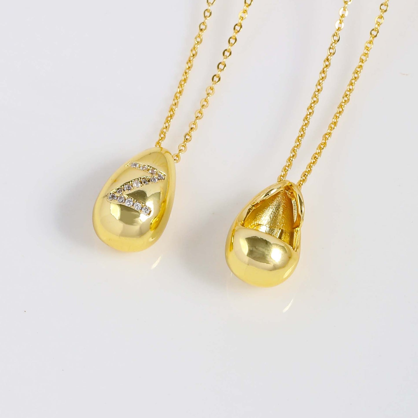 Glossy Water Drop 26 English Letter Pendant Copper-plated Gold Simple Pendant Female